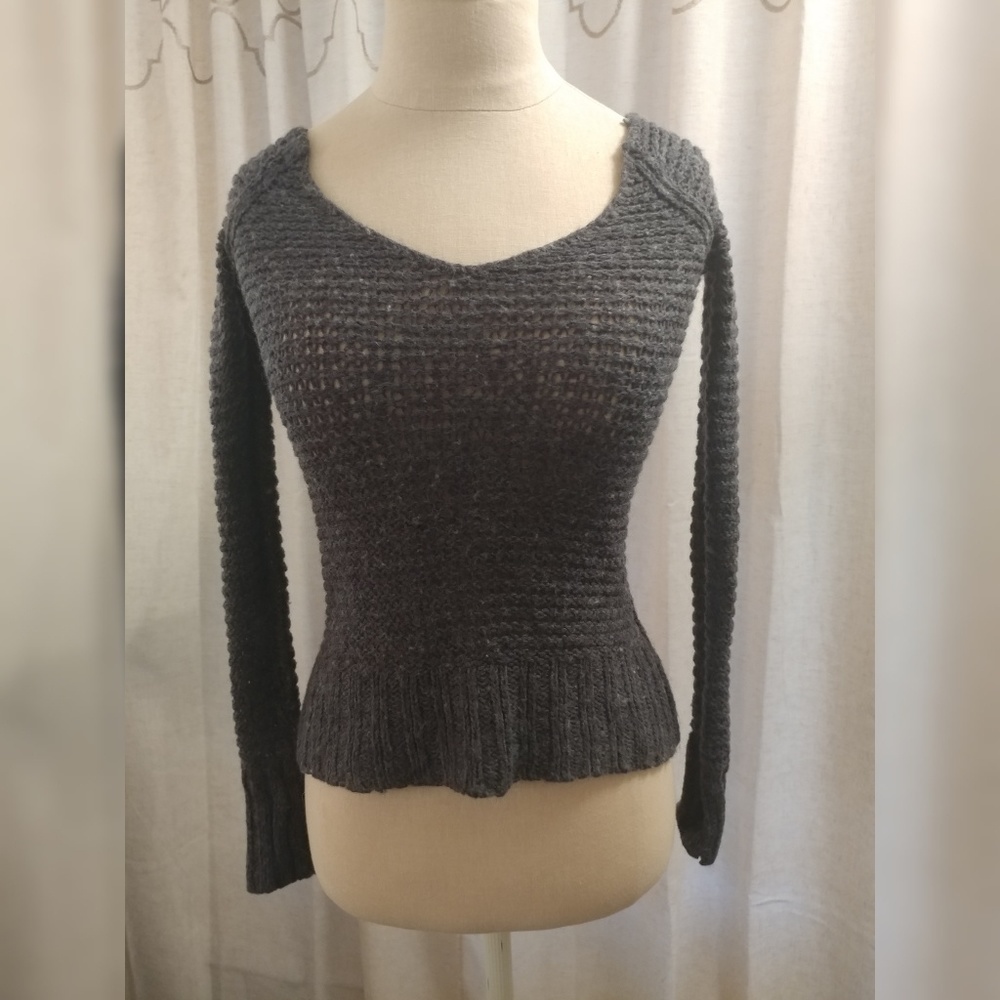 *Sold* Cute gray sweater